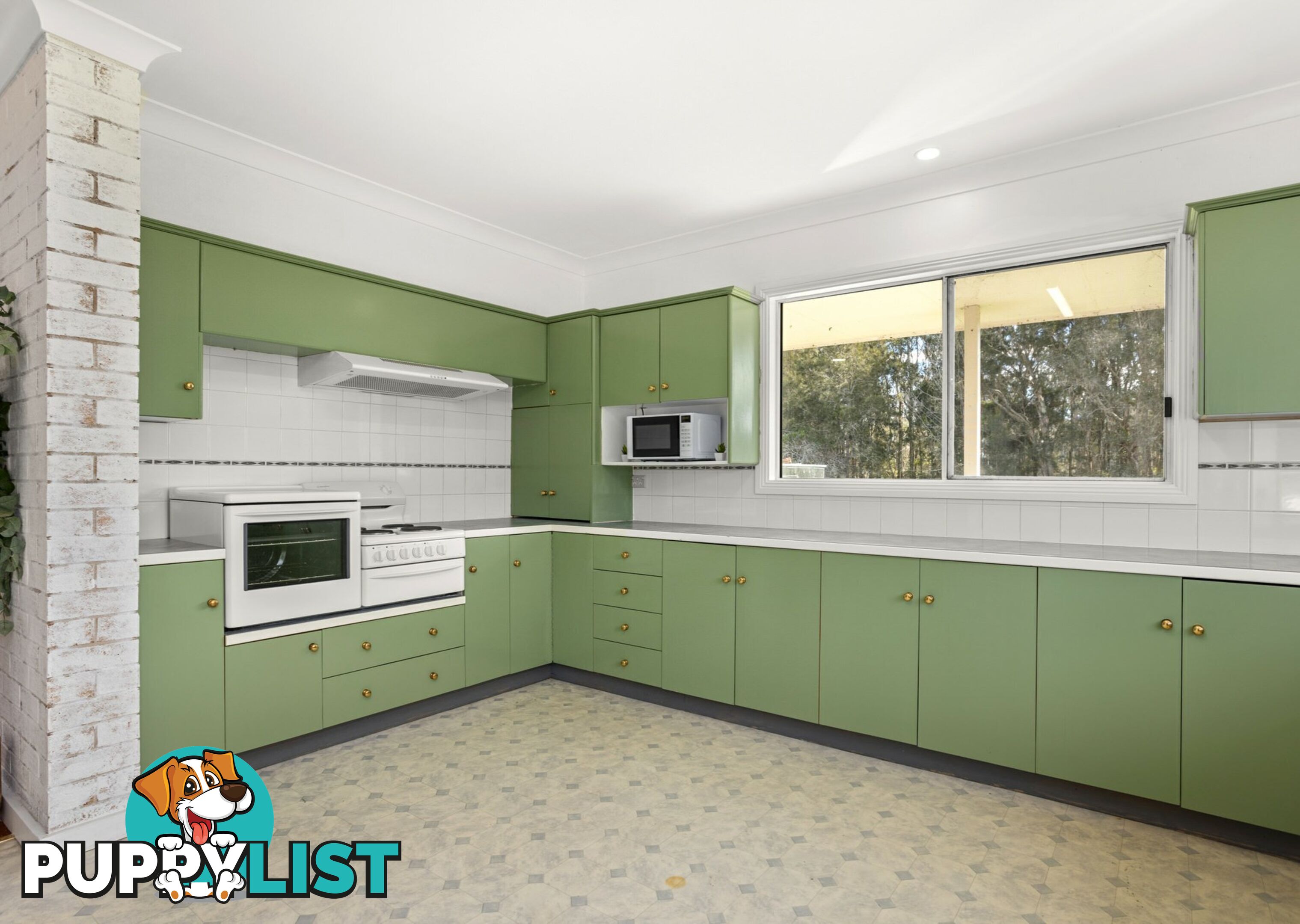 169 Cowans Lane OXLEY ISLAND NSW 2430