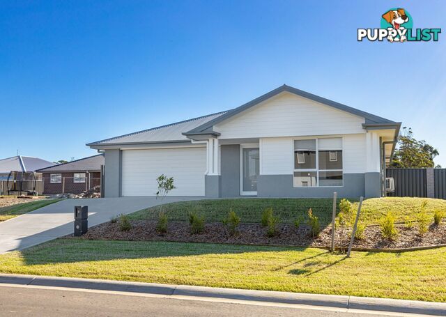 2 Newport Circuit OLD BAR NSW 2430