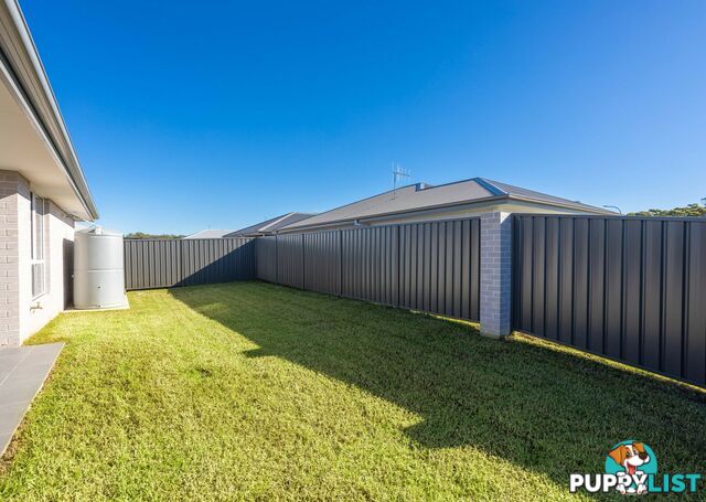 2 Newport Circuit OLD BAR NSW 2430