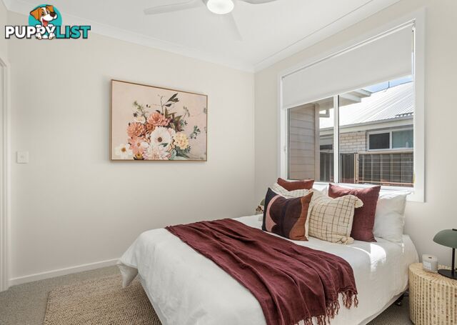 1 Surf Close OLD BAR NSW 2430
