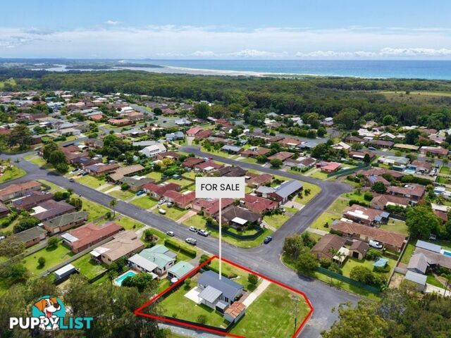 7 Molong Road OLD BAR NSW 2430