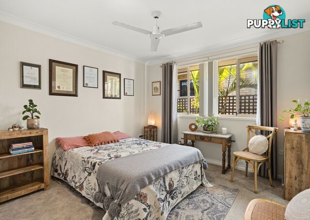 5 Kestrel Avenue OLD BAR NSW 2430