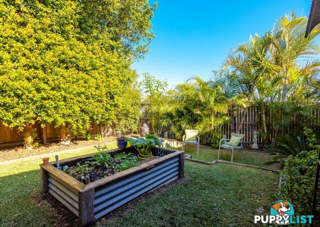 5 Kestrel Avenue OLD BAR NSW 2430