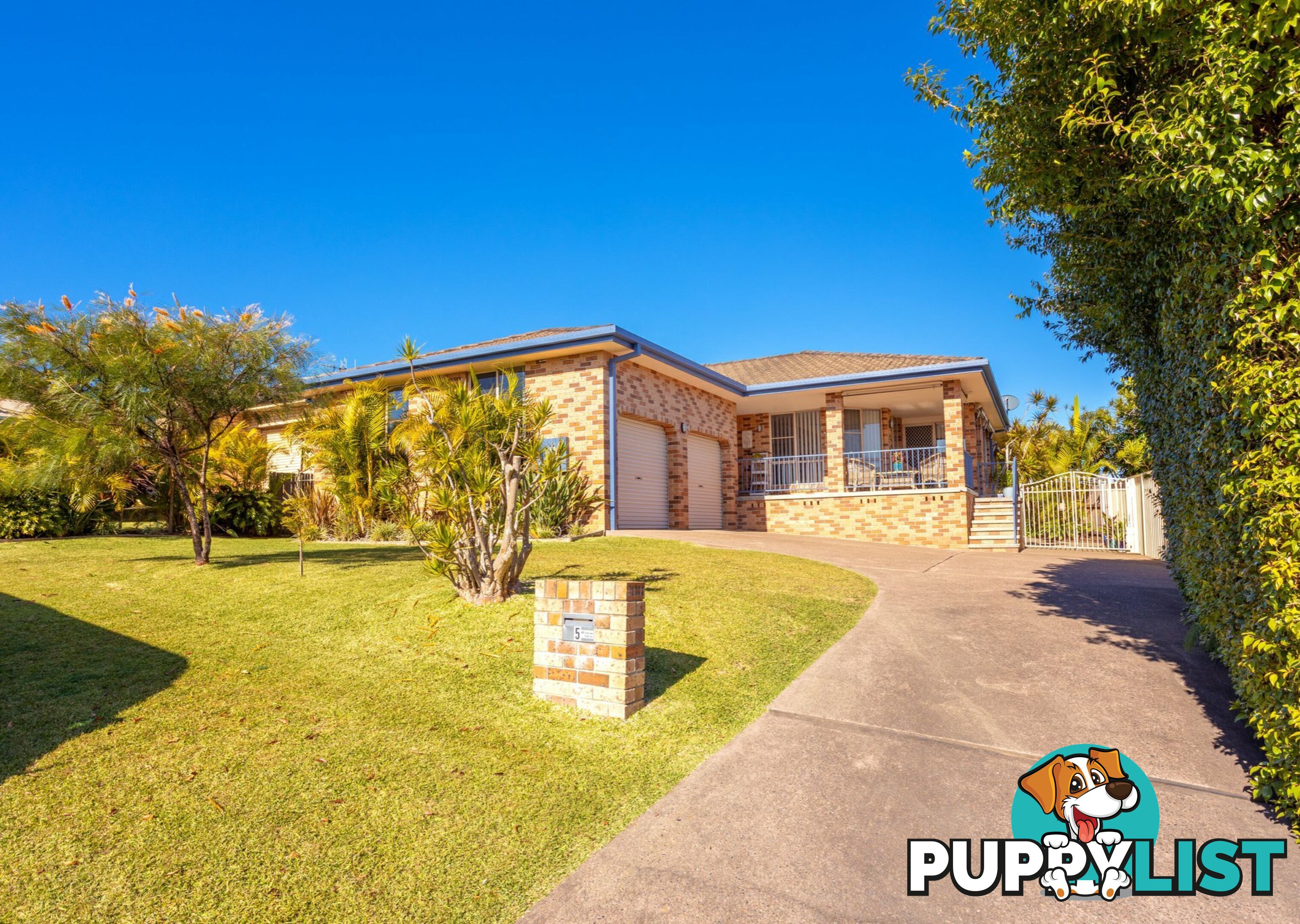 5 Kestrel Avenue OLD BAR NSW 2430