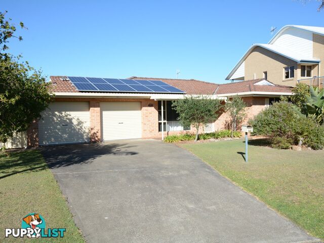 20 Beach Street WALLABI POINT NSW 2430