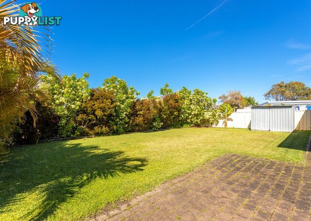 20 Beach Street WALLABI POINT NSW 2430