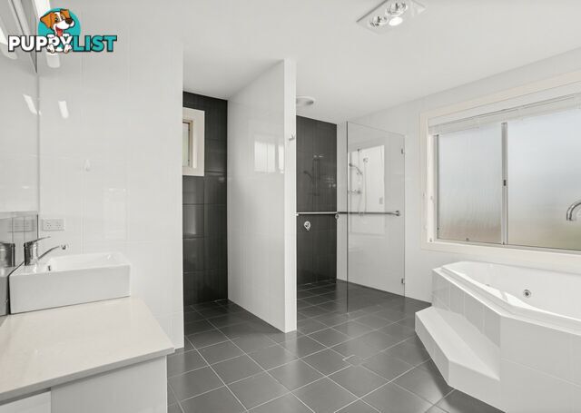 22 Shantull Drive WALLABI POINT NSW 2430
