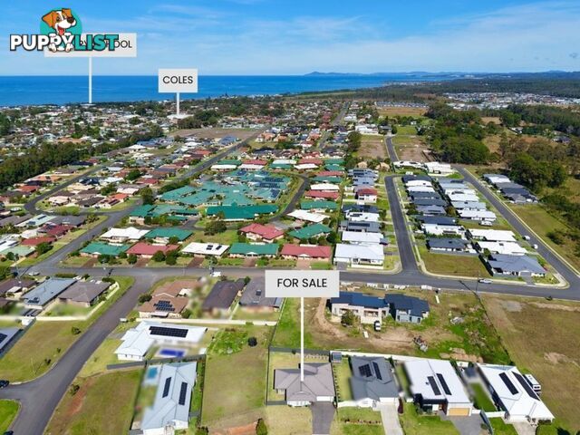 8 Ondaroo Crest OLD BAR NSW 2430