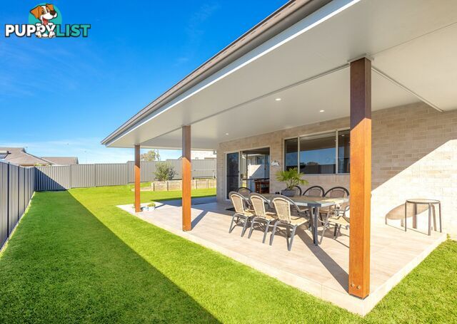 8 Ondaroo Crest OLD BAR NSW 2430
