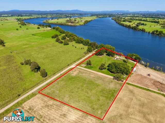 Lot 7 DP1297305 Ferry Road OXLEY ISLAND NSW 2430