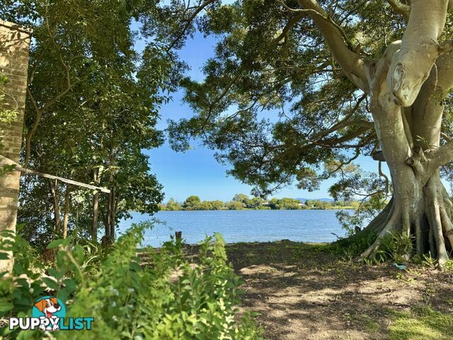 Lot 7 DP1297305 Ferry Road OXLEY ISLAND NSW 2430