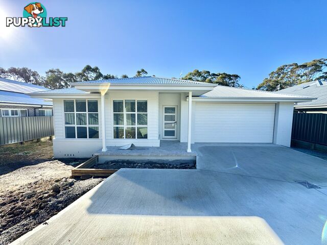 16 Meadows Close BLACK HEAD NSW 2430
