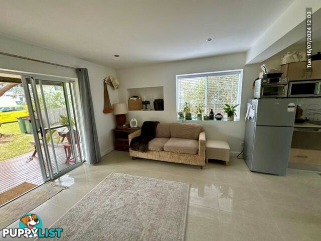 15a Ocean Drive WALLABI POINT NSW 2430