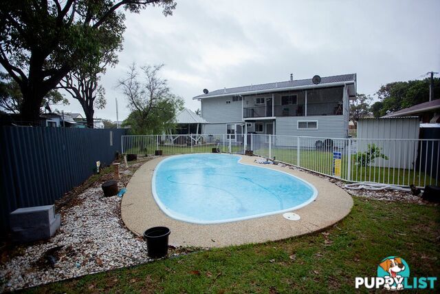 9 Banksia Close MANNING POINT NSW 2430