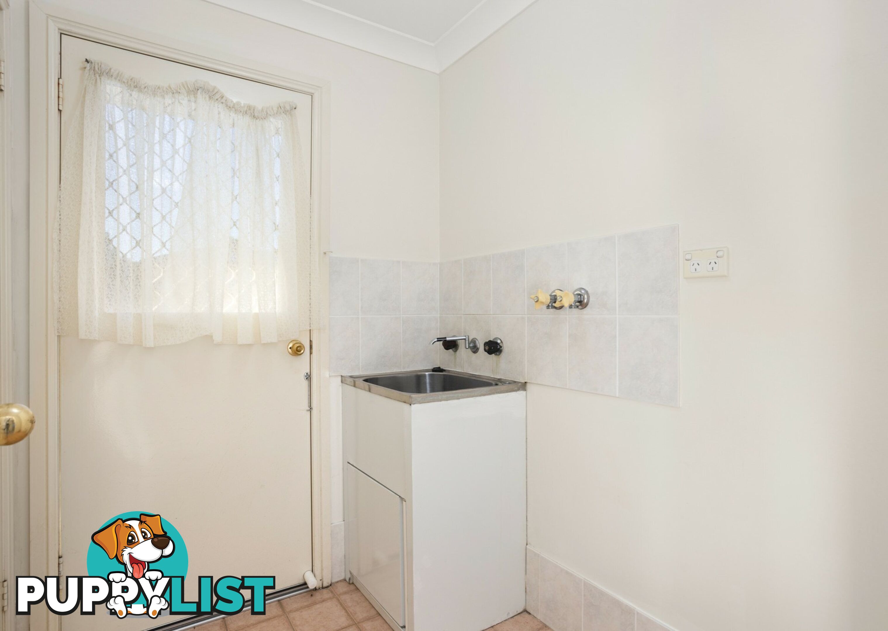 1 Gannet Crescent OLD BAR NSW 2430