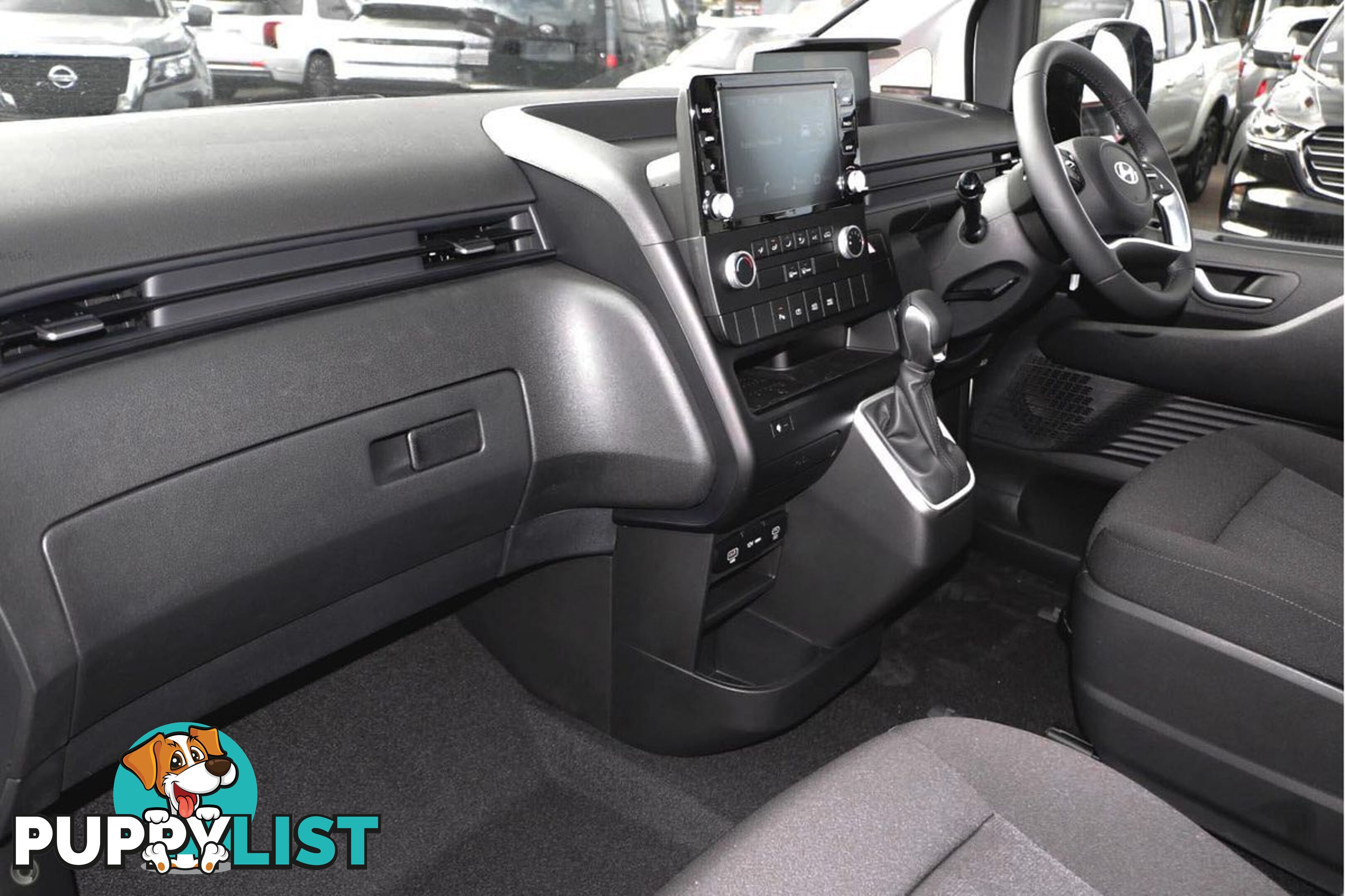 2025 HYUNDAI STARIA LOAD  US4.V3 VAN