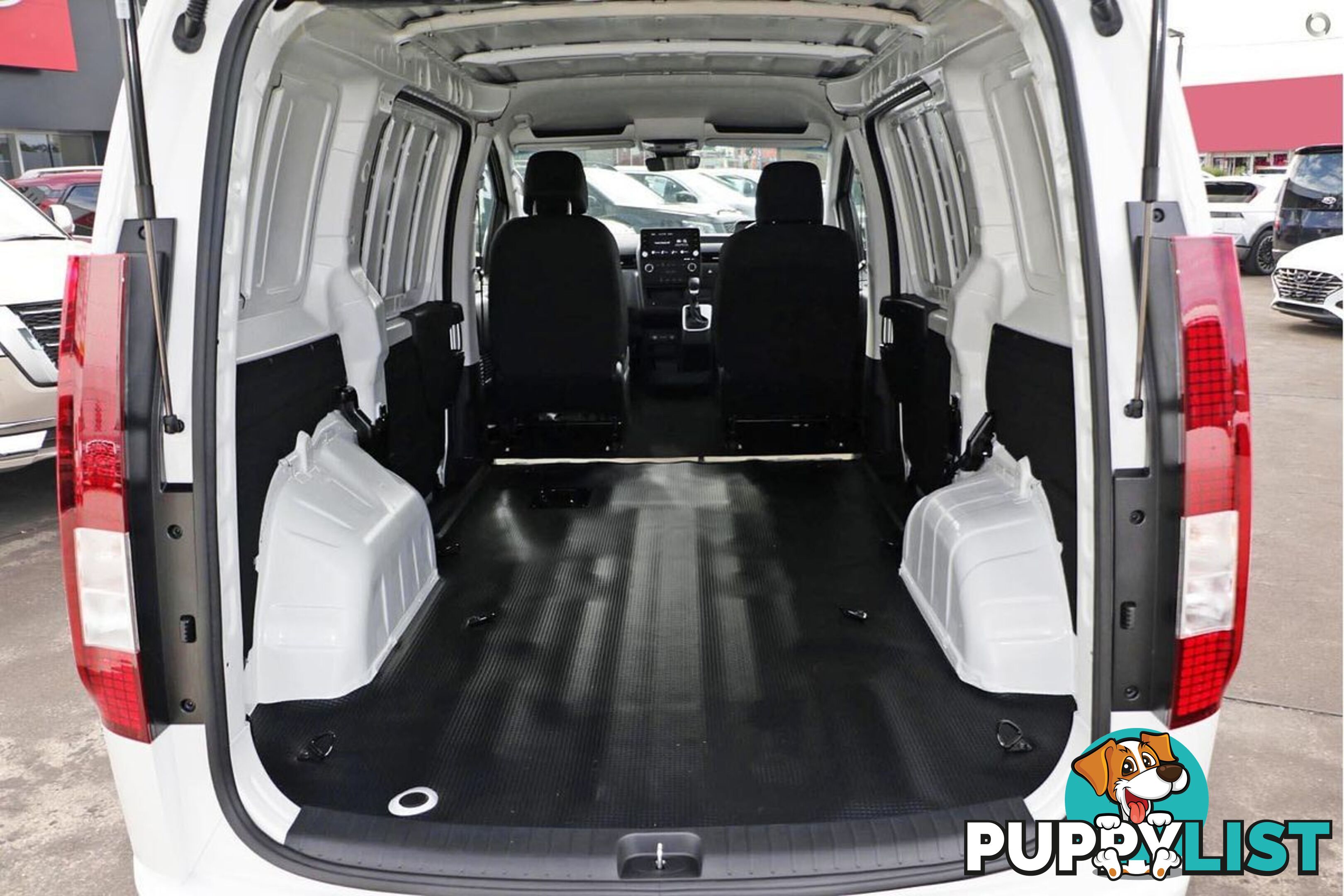 2025 HYUNDAI STARIA LOAD  US4.V3 VAN