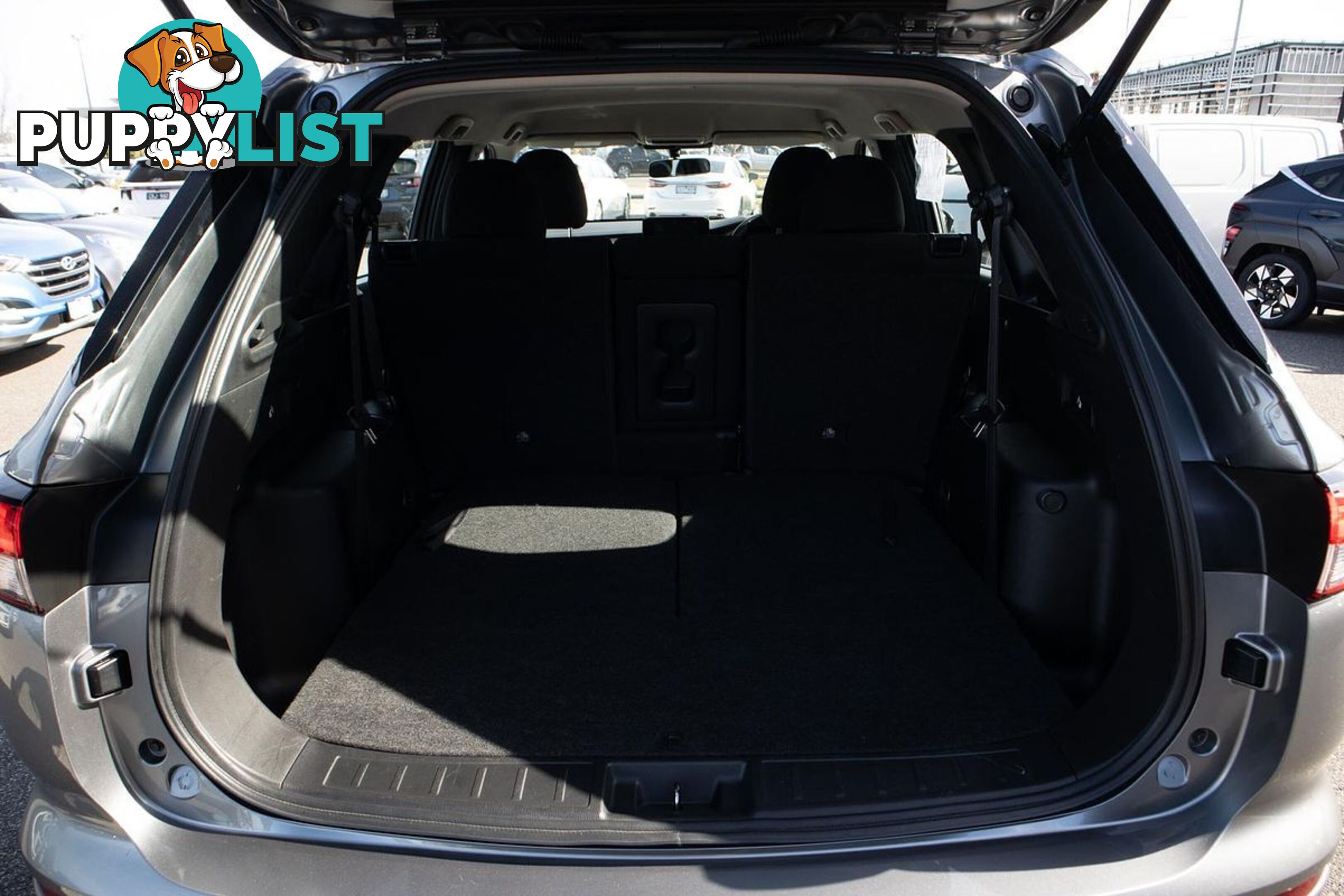 2023 MITSUBISHI OUTLANDER ES ZM SUV