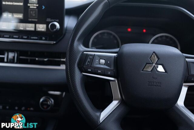 2022 MITSUBISHI OUTLANDER ES ZM SUV
