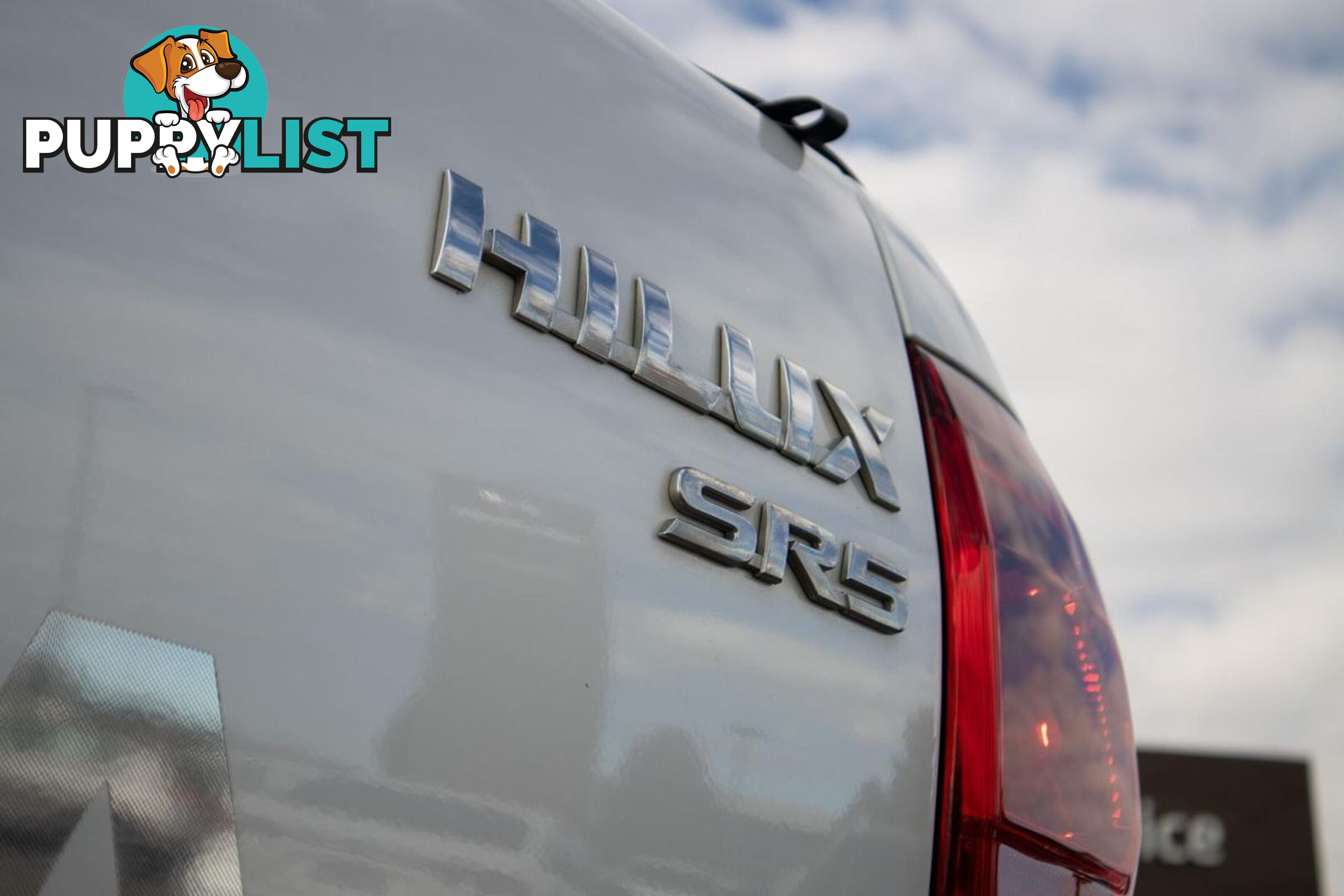 2019 TOYOTA HILUX SR5 GUN126R UTE