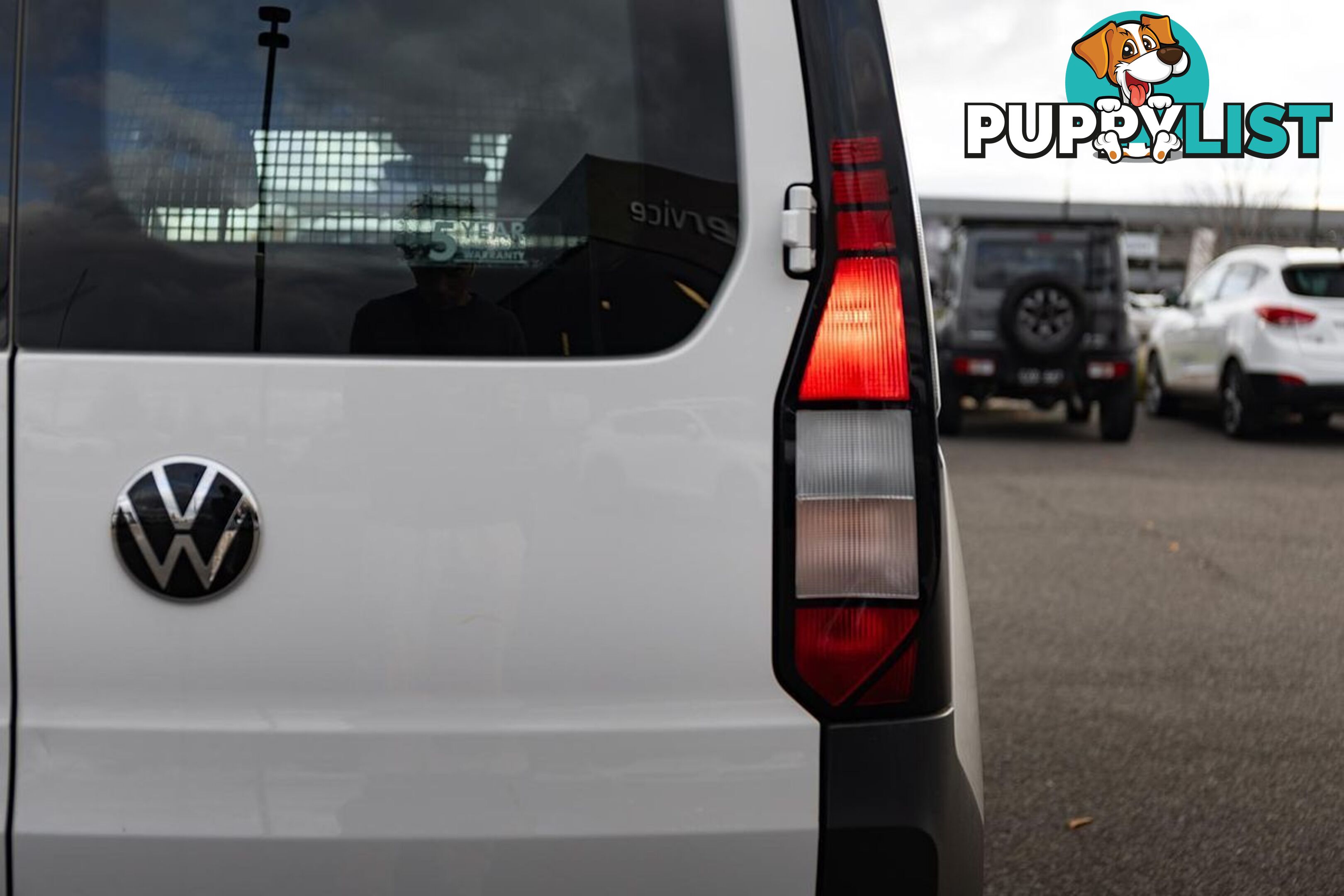 2023 VOLKSWAGEN CADDY TSI220 5 VAN
