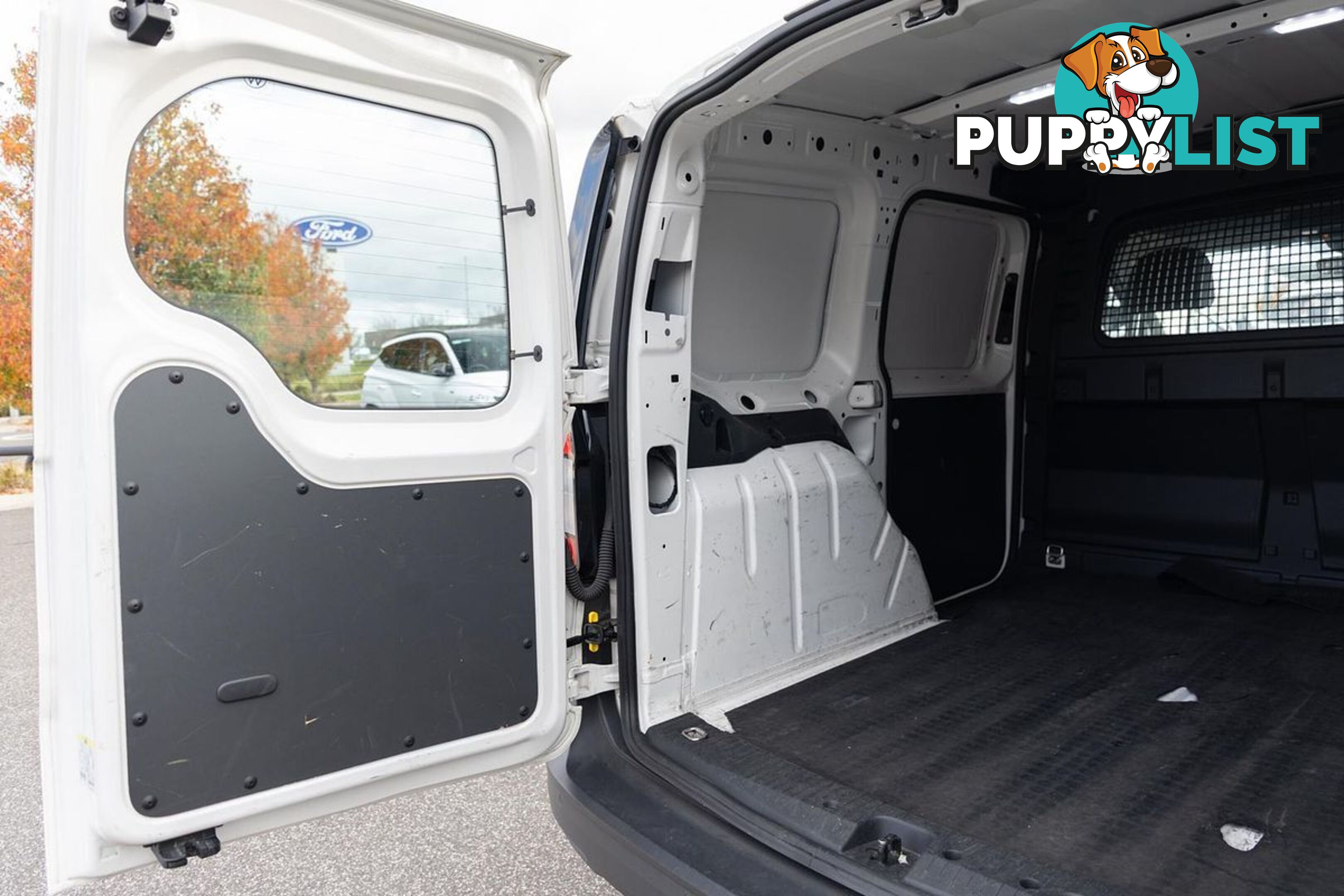 2023 VOLKSWAGEN CADDY TSI220 5 VAN