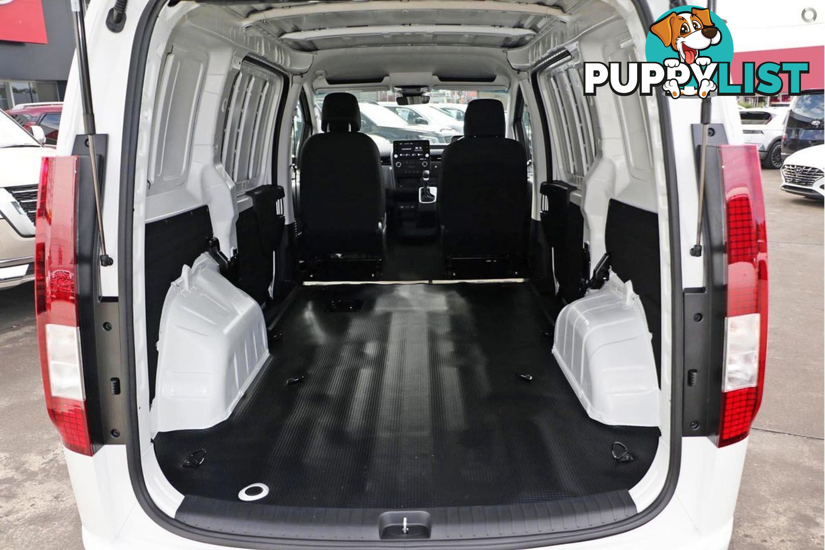 2025 HYUNDAI STARIA LOAD  US4.V3 VAN