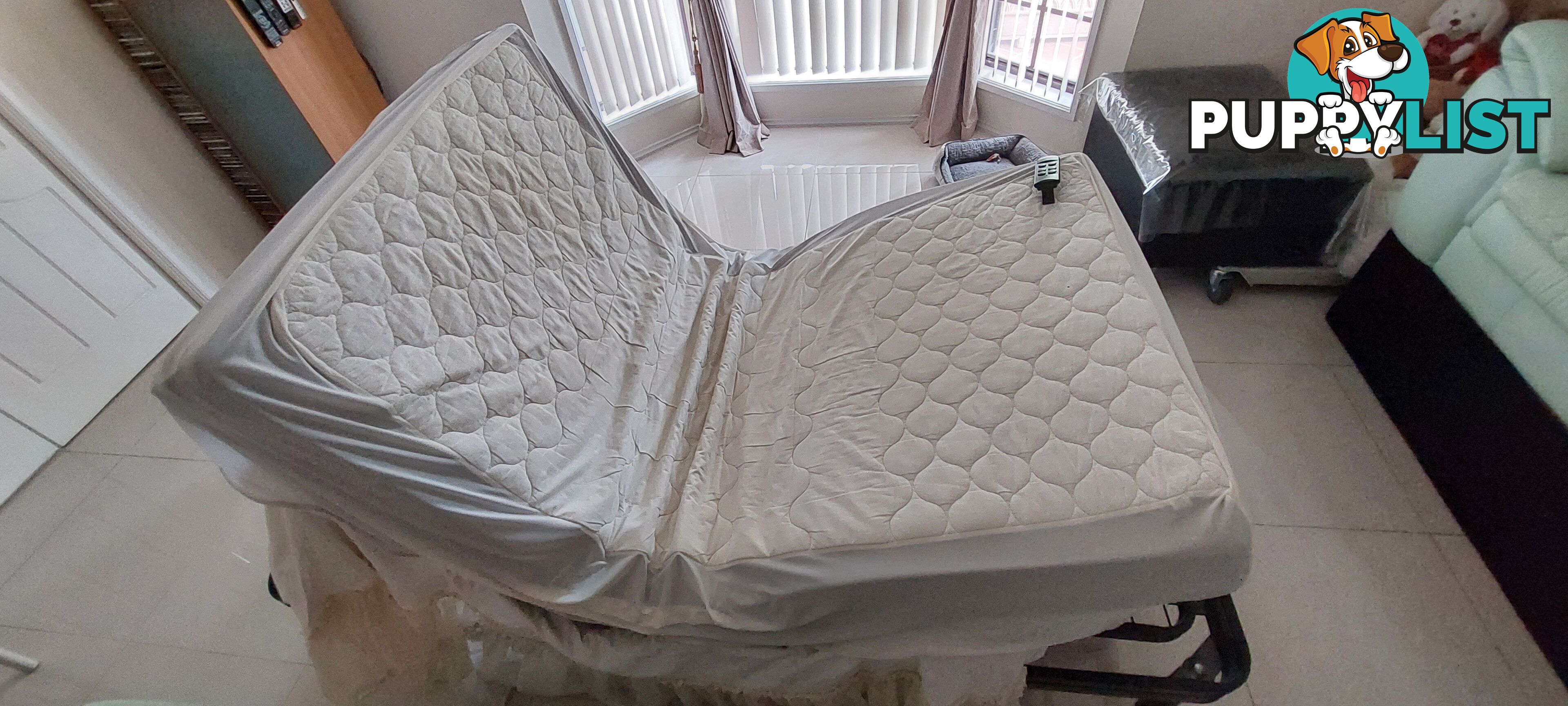 Electric bed with mattress