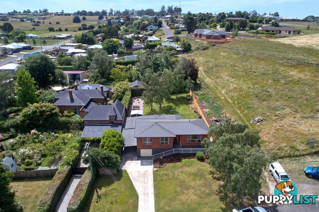 1 Tower Hill St Deloraine TAS 7304