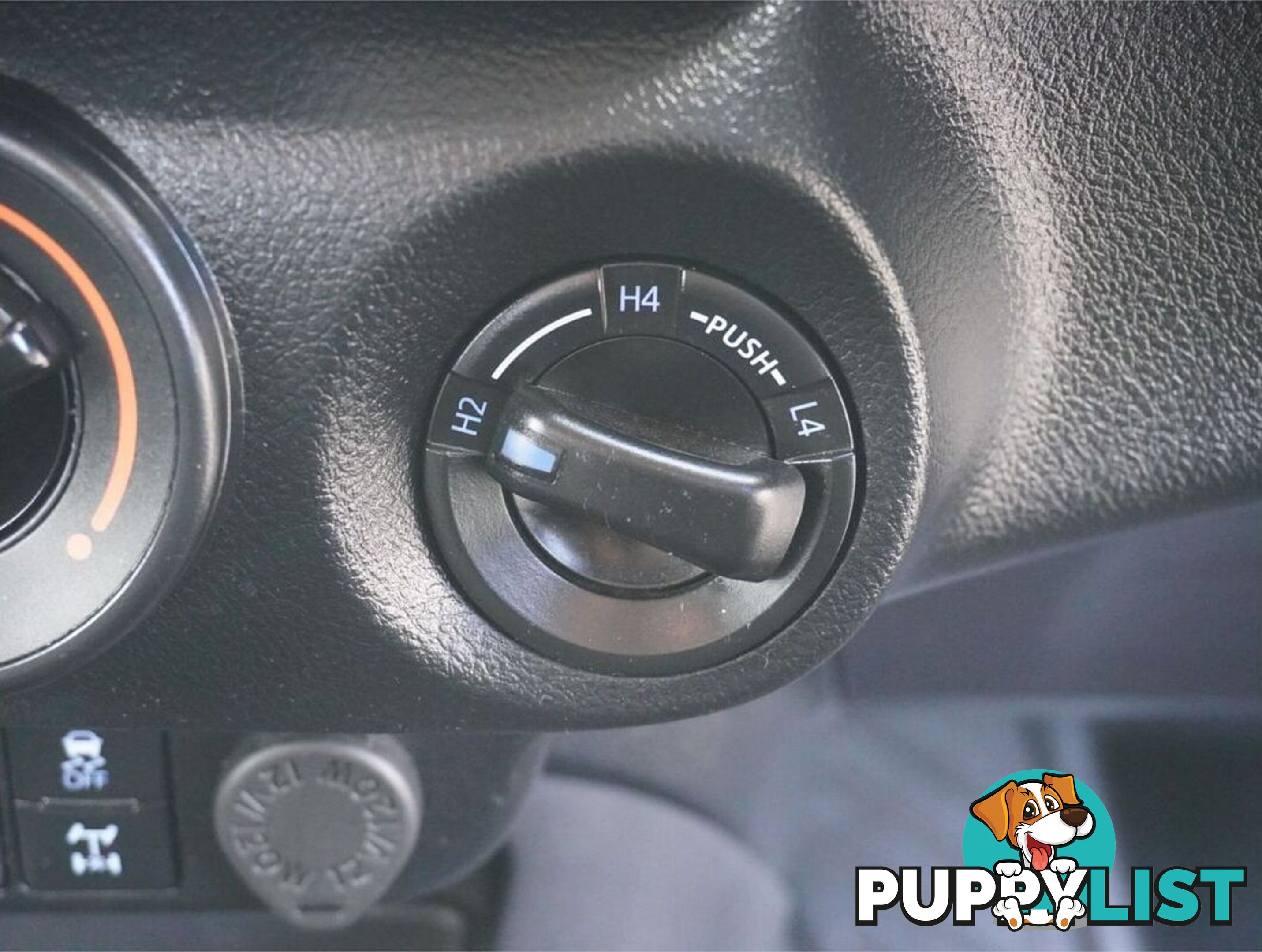 2020 TOYOTA HILUX  GUN126R 