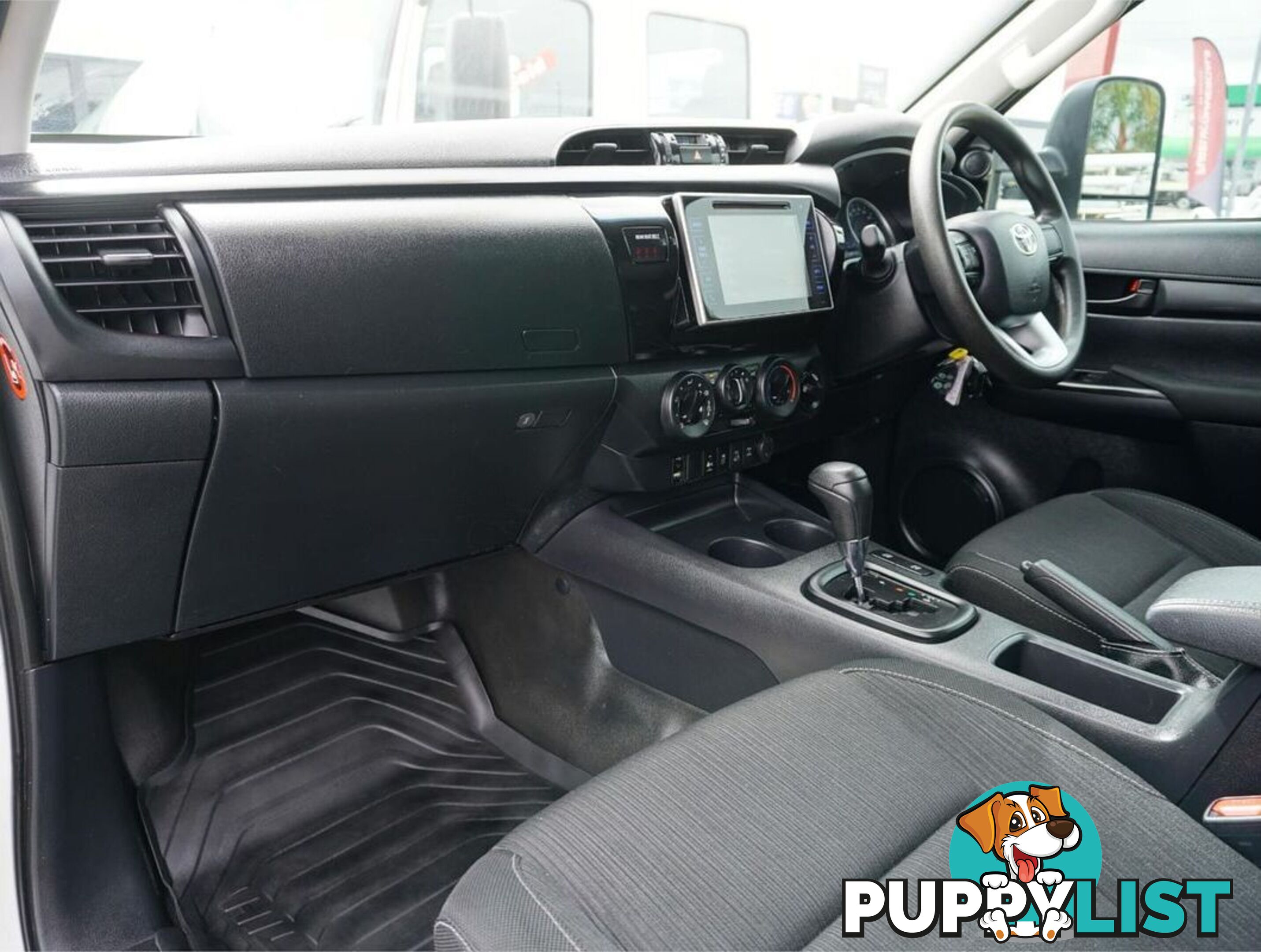 2019 TOYOTA HILUX  GUN126R 