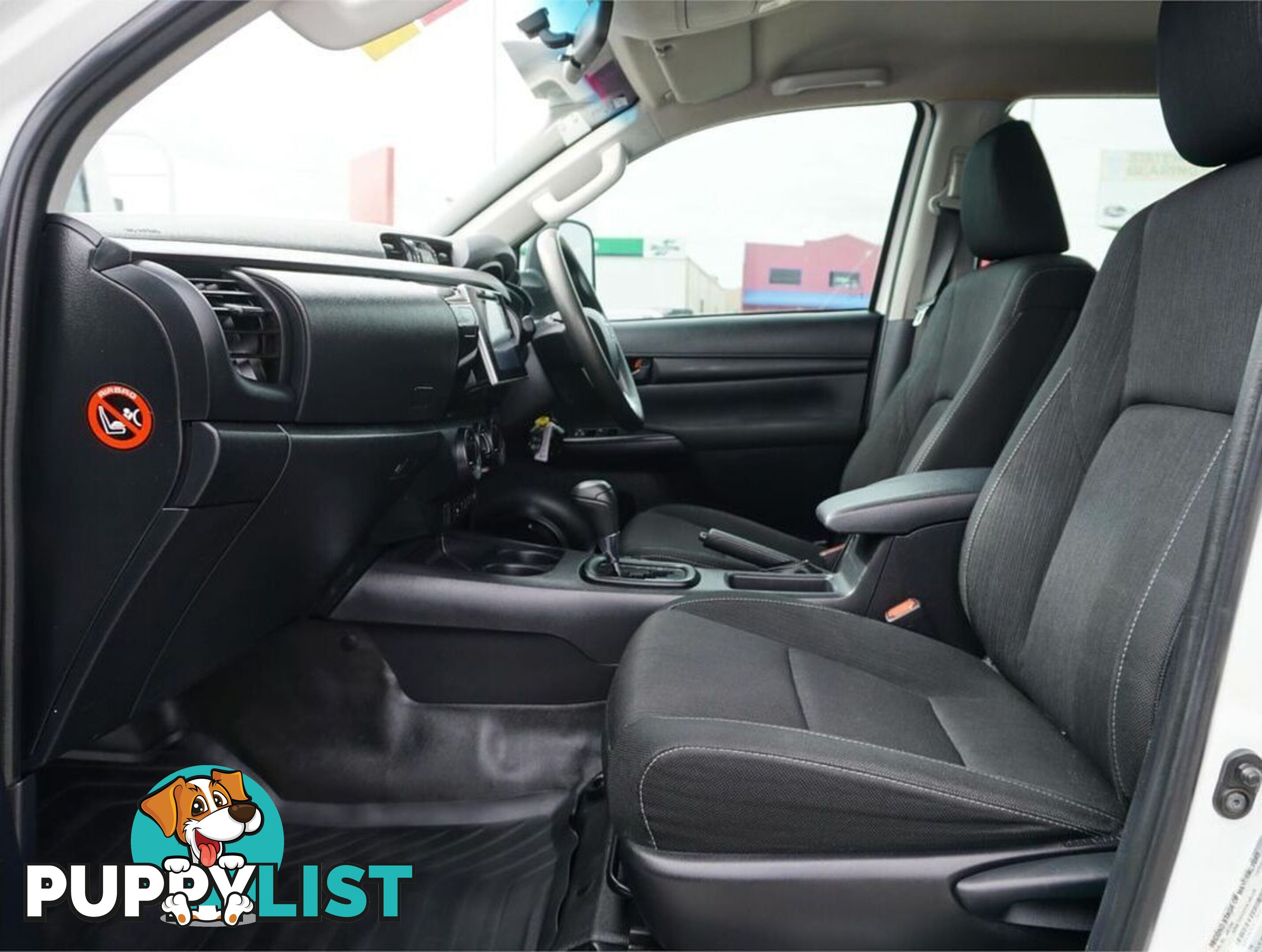 2019 TOYOTA HILUX  GUN126R 