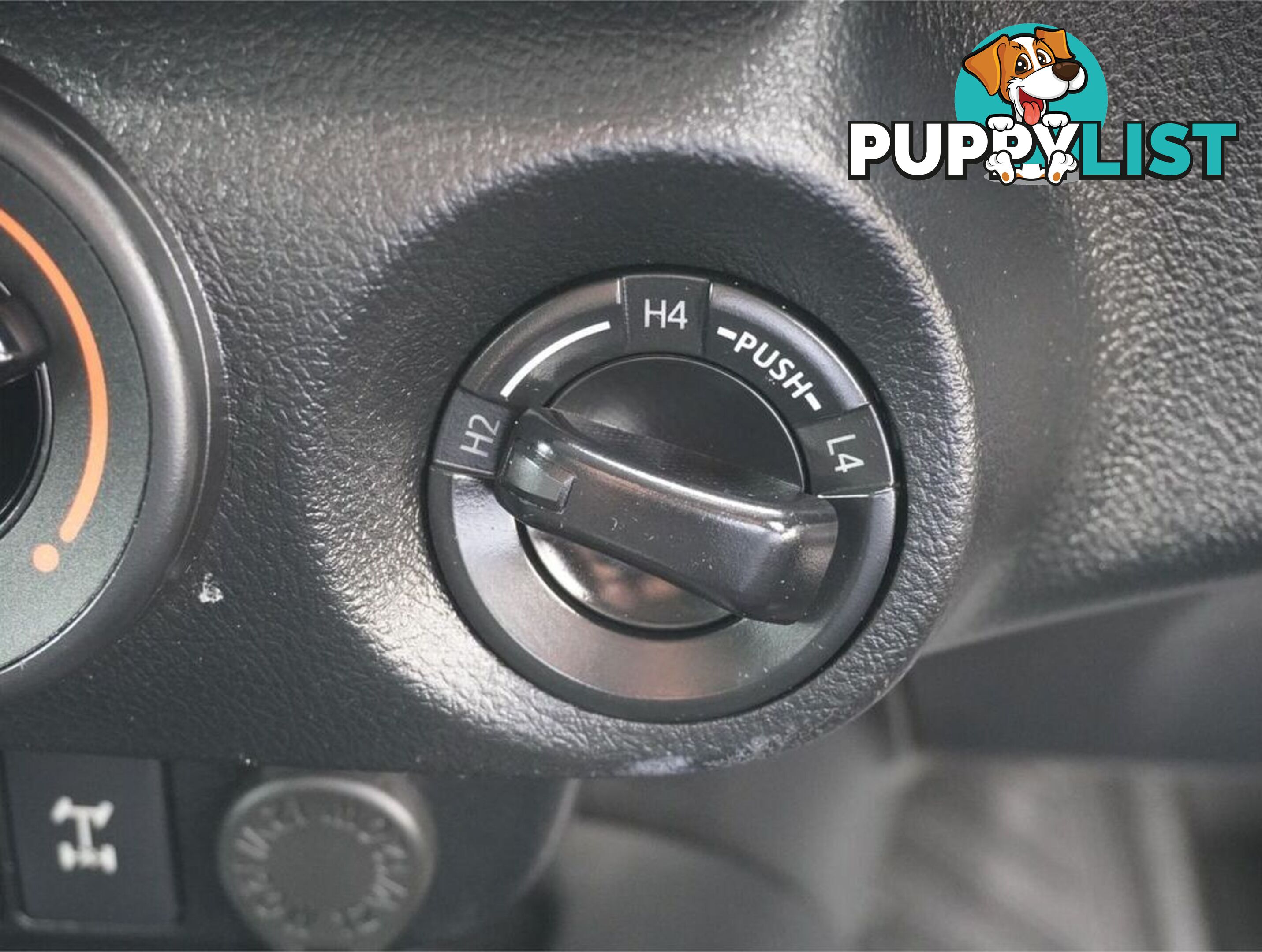 2019 TOYOTA HILUX  GUN126R 