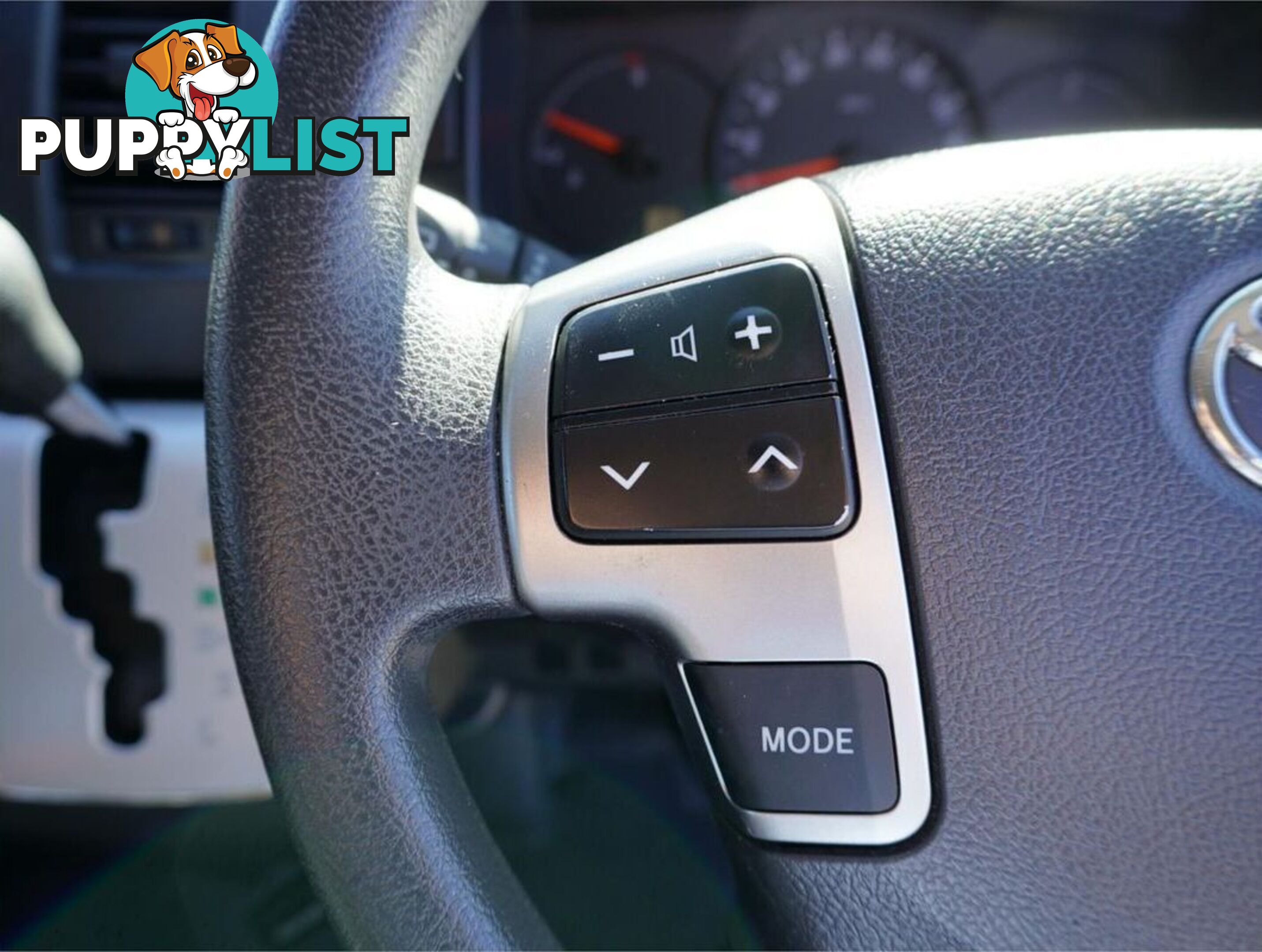 2015 TOYOTA HIACE  KDH223R 