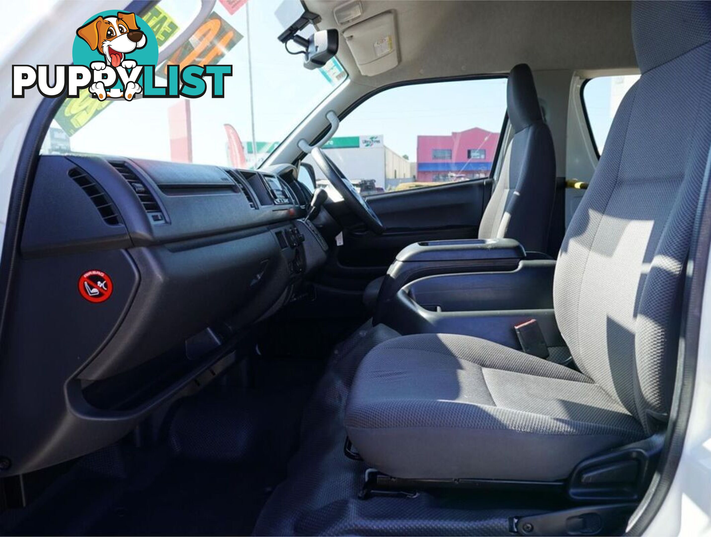 2015 TOYOTA HIACE  KDH223R 