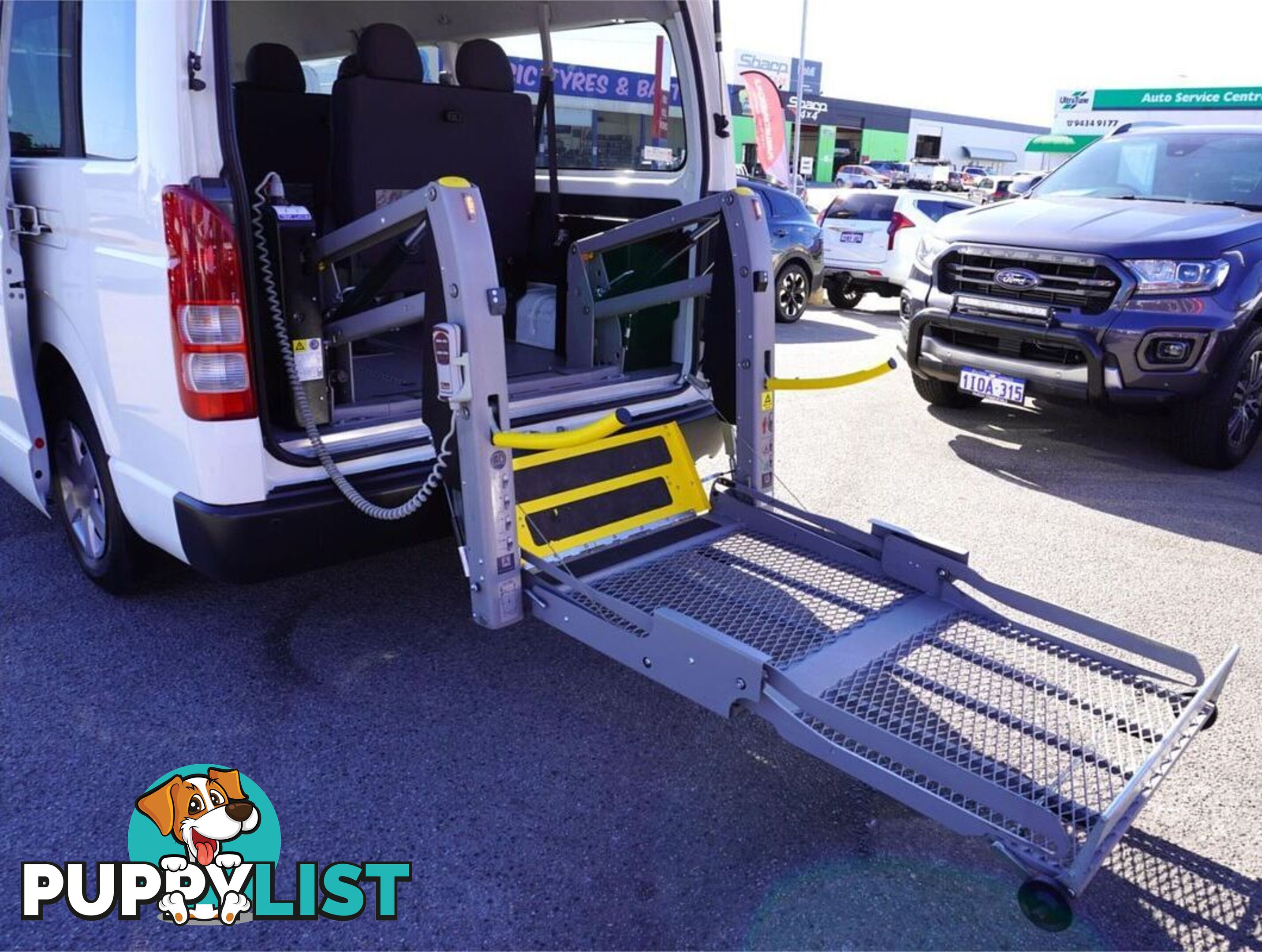 2015 TOYOTA HIACE  KDH223R 