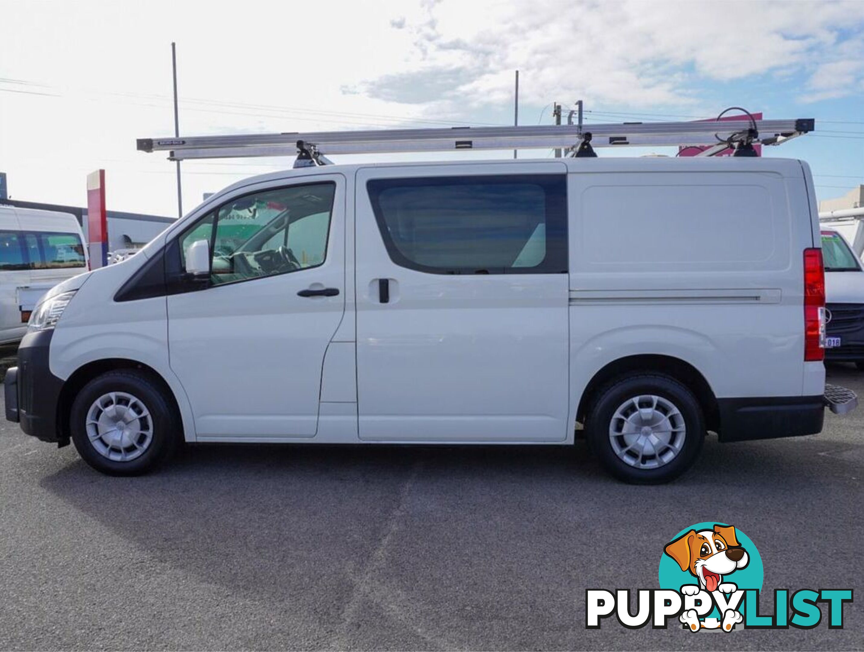 2020 TOYOTA HIACE  GDH300R 