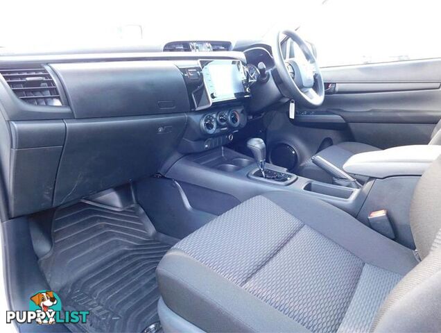 2024 TOYOTA HILUX  TGN121R 