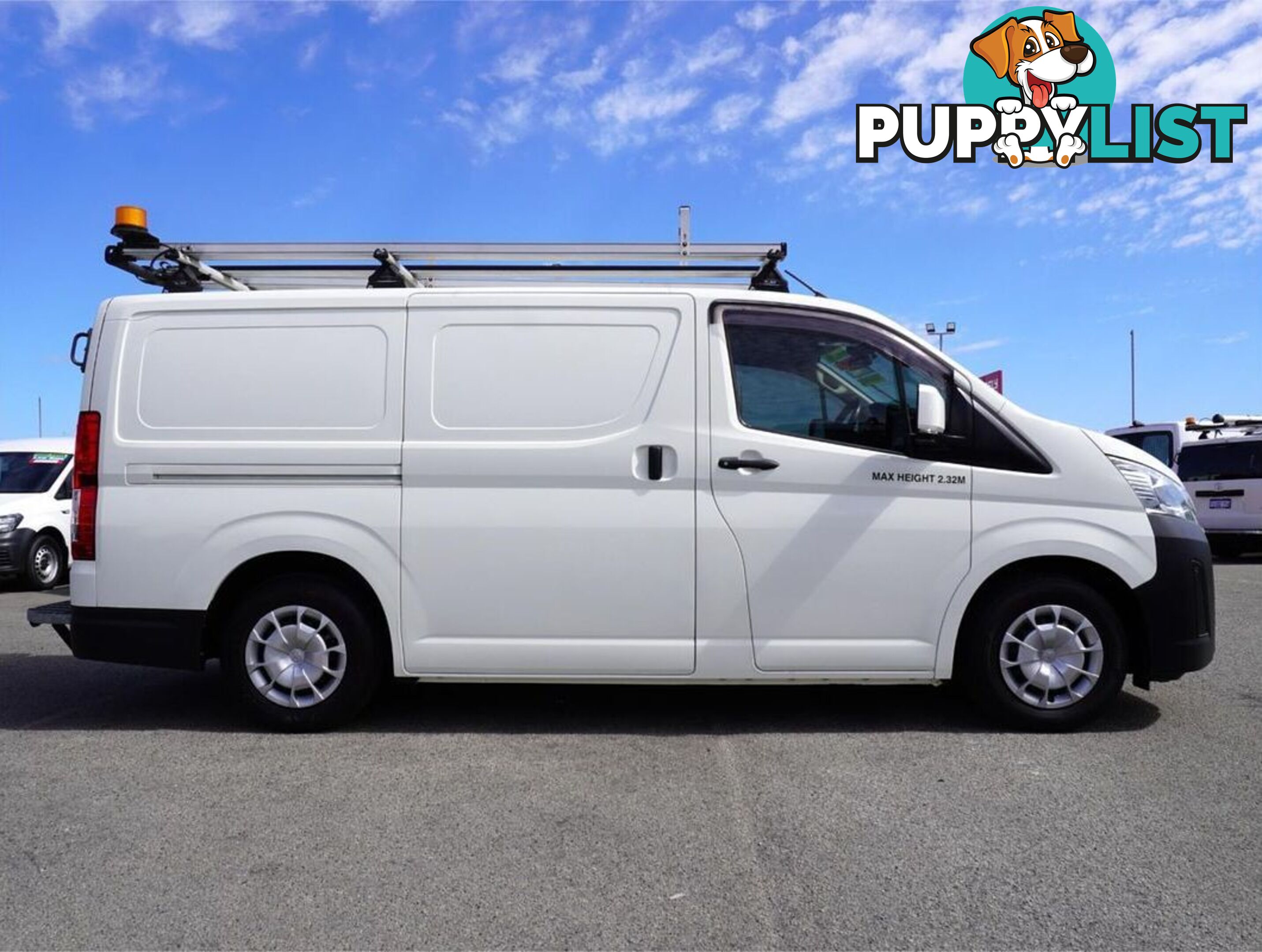 2019 TOYOTA HIACE  GDH300R 