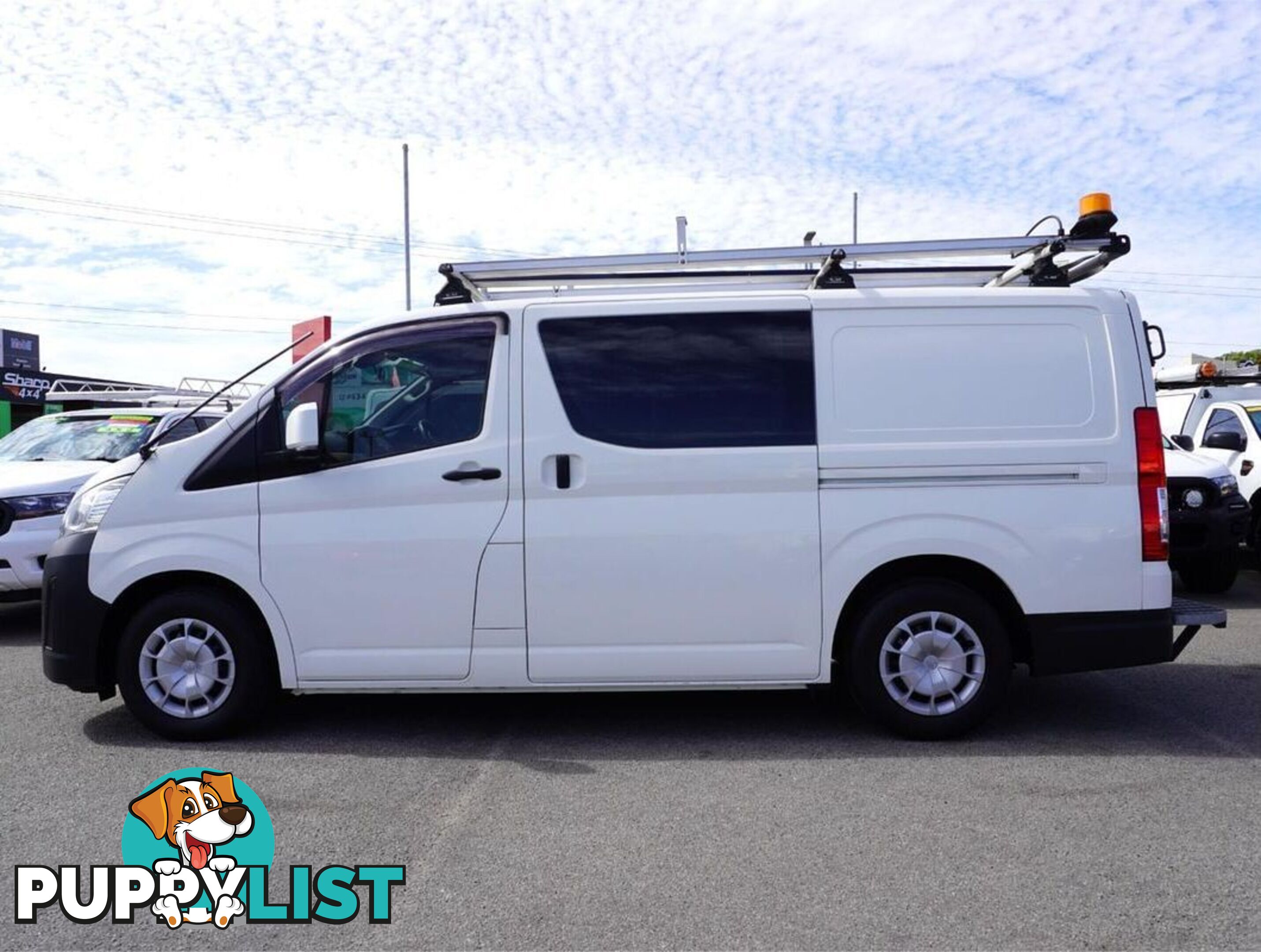 2019 TOYOTA HIACE  GDH300R 