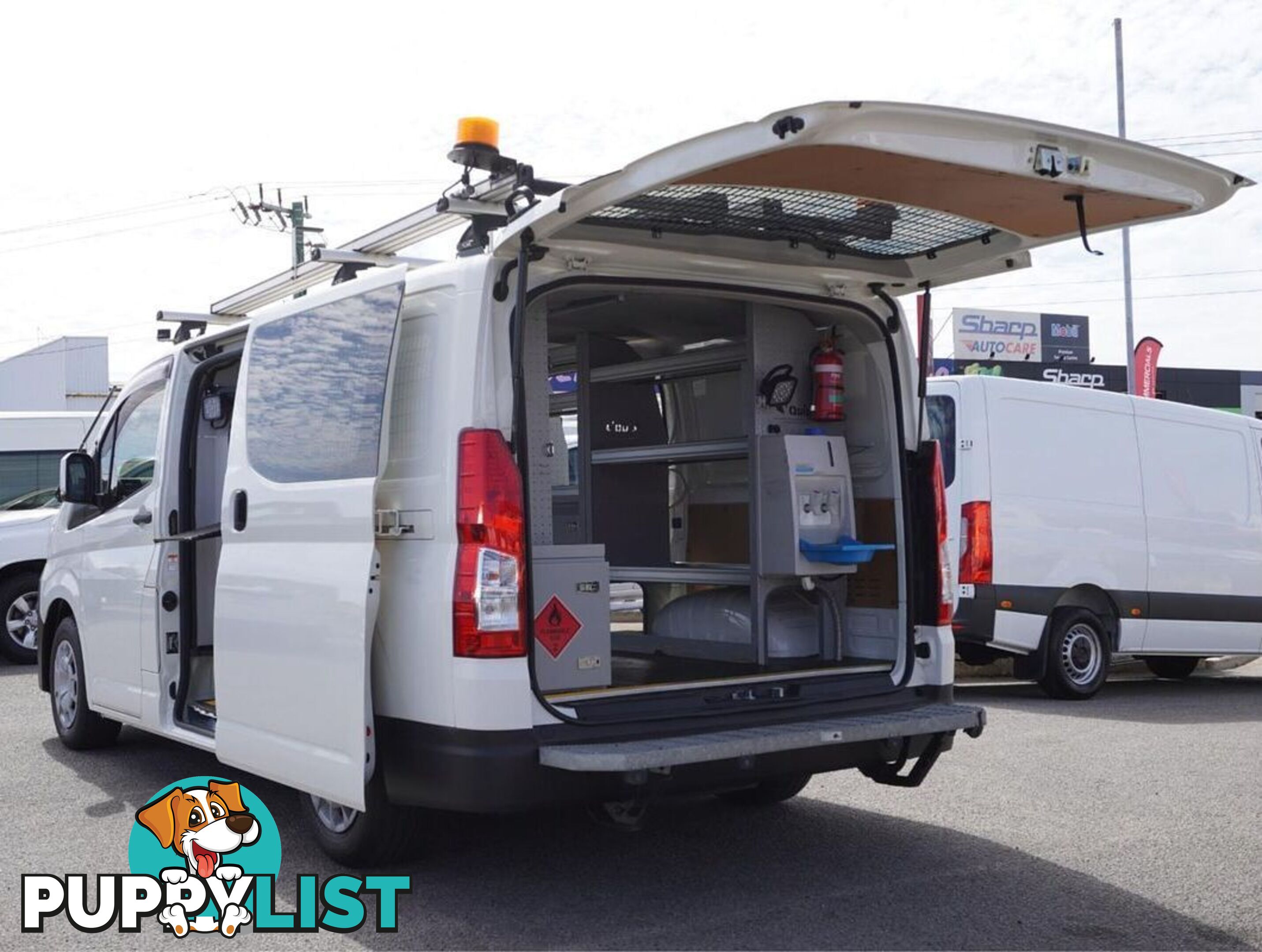 2019 TOYOTA HIACE  GDH300R 