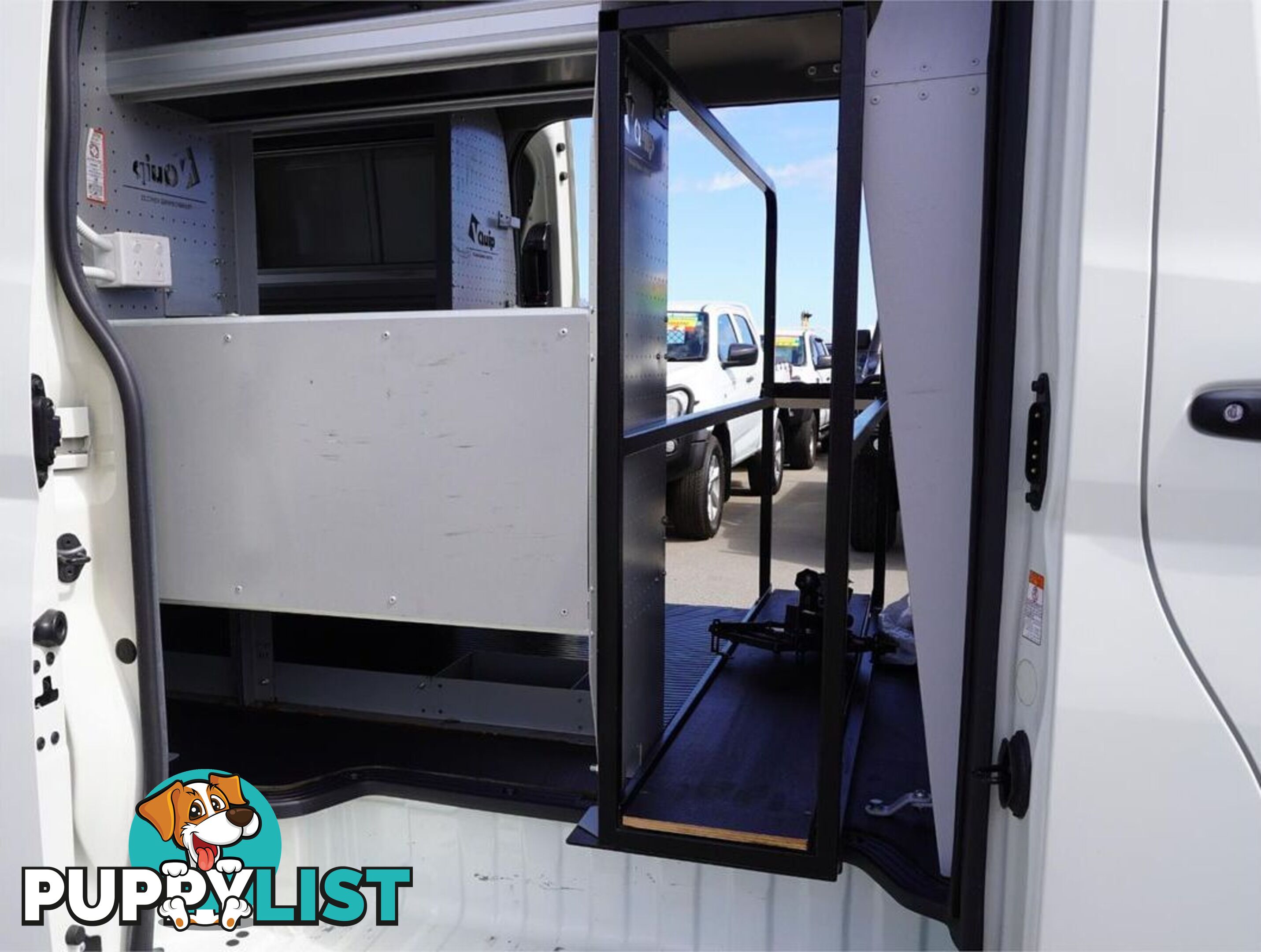 2019 TOYOTA HIACE  GDH300R 