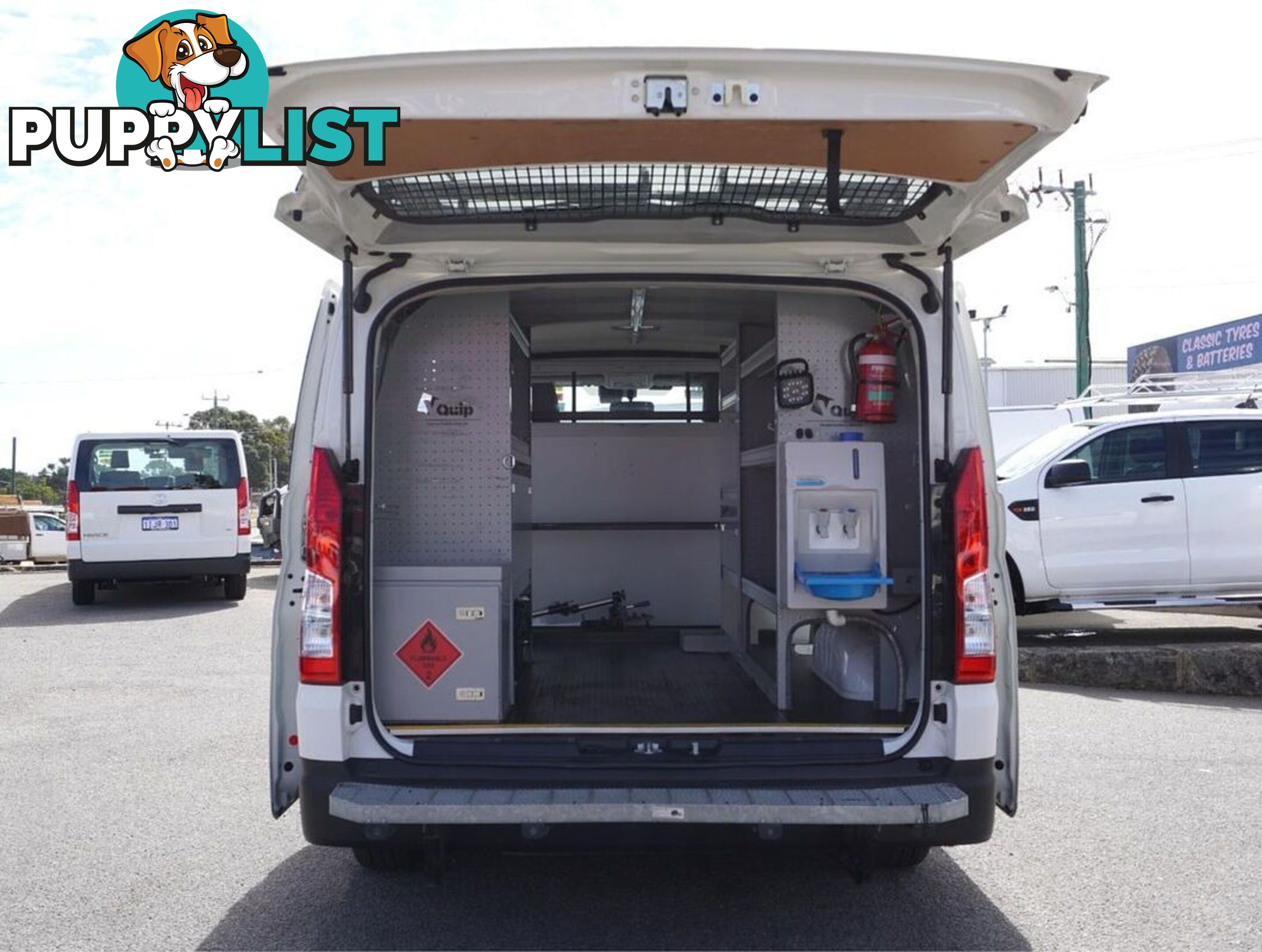 2019 TOYOTA HIACE  GDH300R 