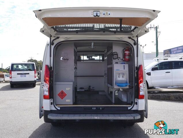 2019 TOYOTA HIACE  GDH300R 