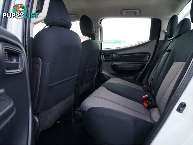2022 MITSUBISHI TRITON  MR 