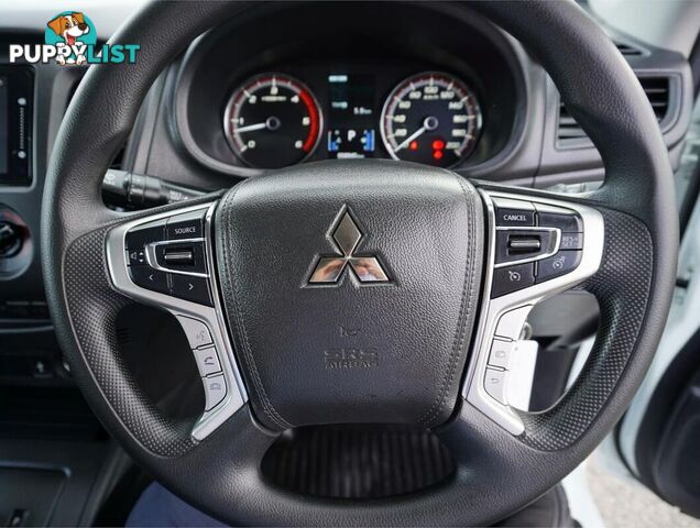 2022 MITSUBISHI TRITON  MR 