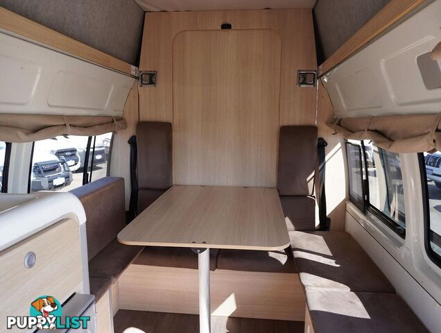 2018 TOYOTA HIACE  TRH221R 