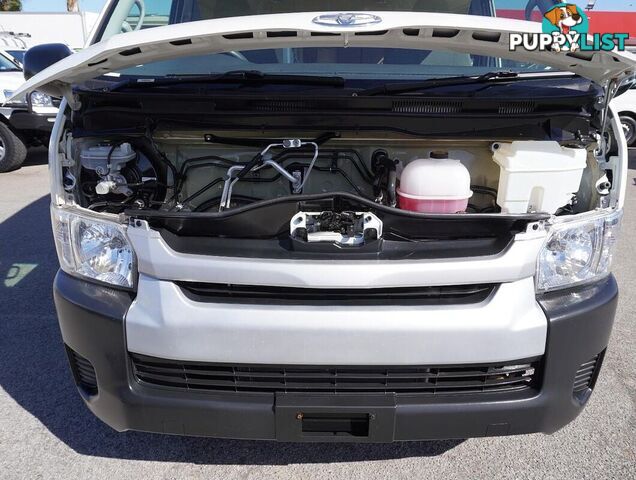 2018 TOYOTA HIACE  TRH221R 