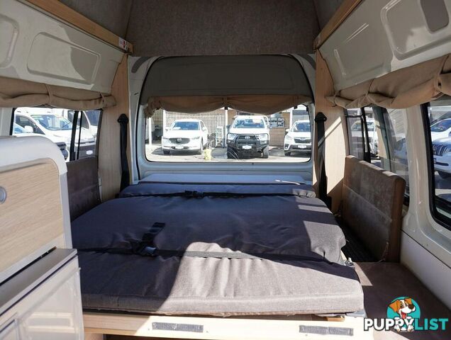 2018 TOYOTA HIACE  TRH221R 