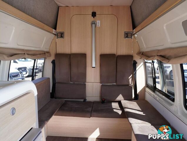 2018 TOYOTA HIACE  TRH221R 